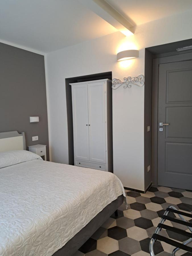 Hotel Pavian à Levanto Extérieur photo